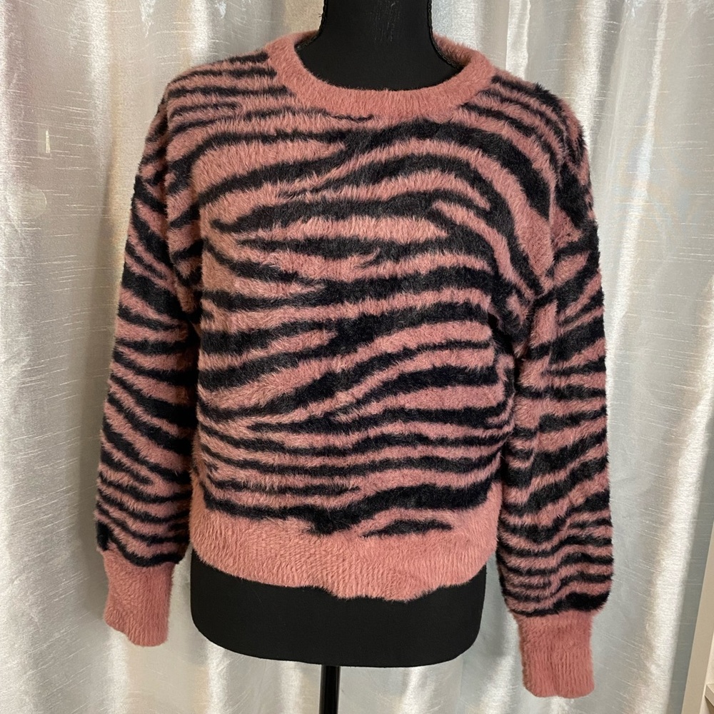 Animal Print sweater